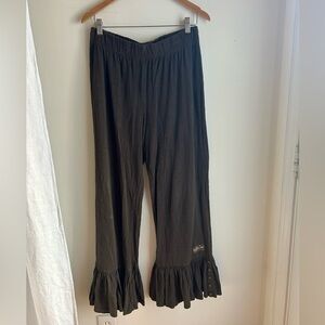 Matilda Jane Ruffle Pants Large